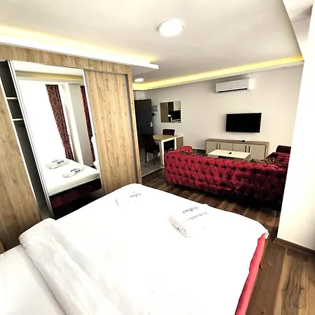 Nurel Shark Residence Kyrenia  Exterior photo