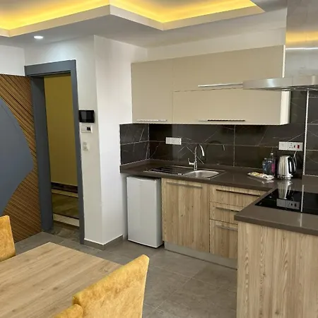 Nurel Shark Residence Kyrenia  Exterior photo