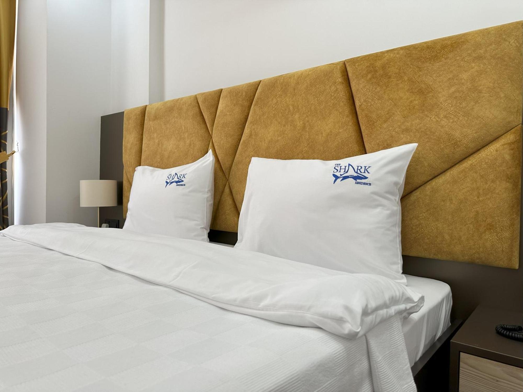Otel Nurel Shark *
