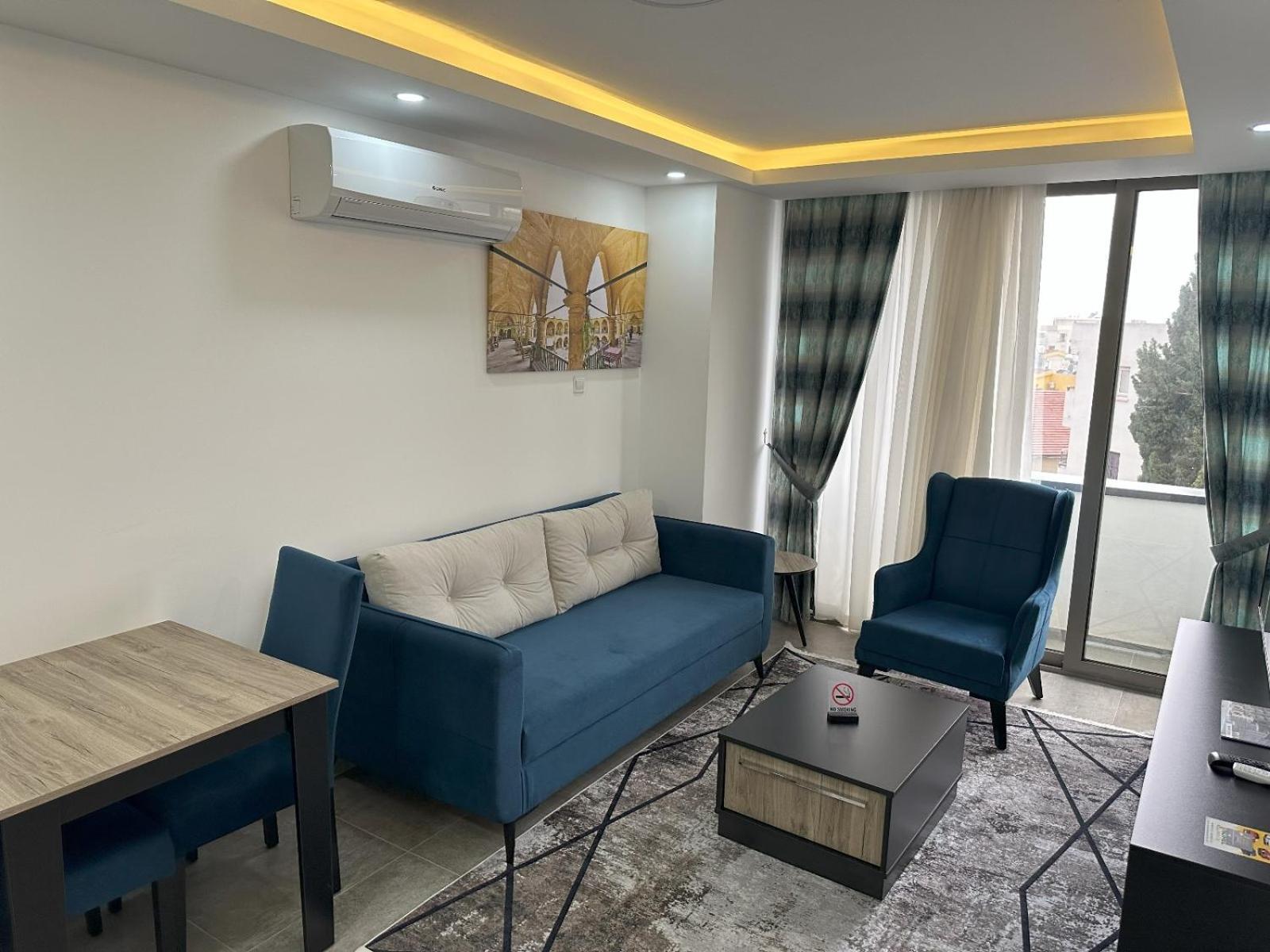Nurel Shark Otel Girne