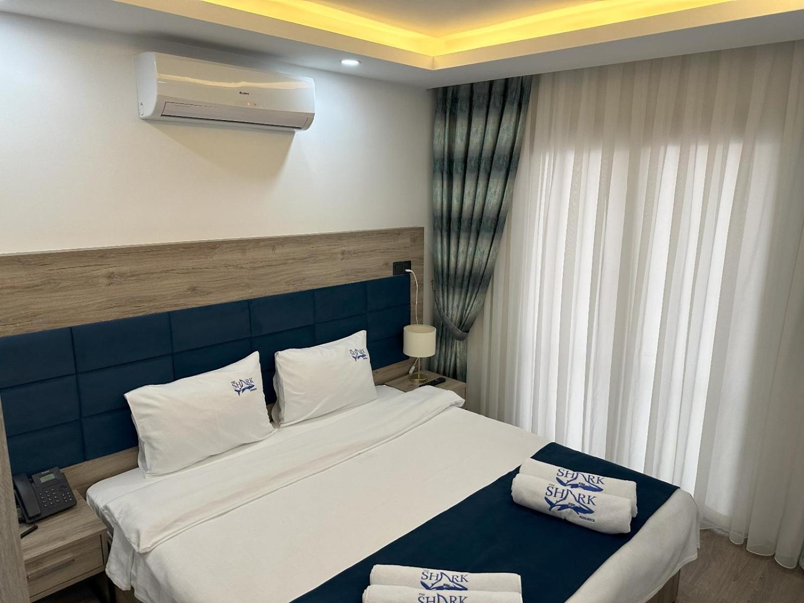 Nurel Shark Otel