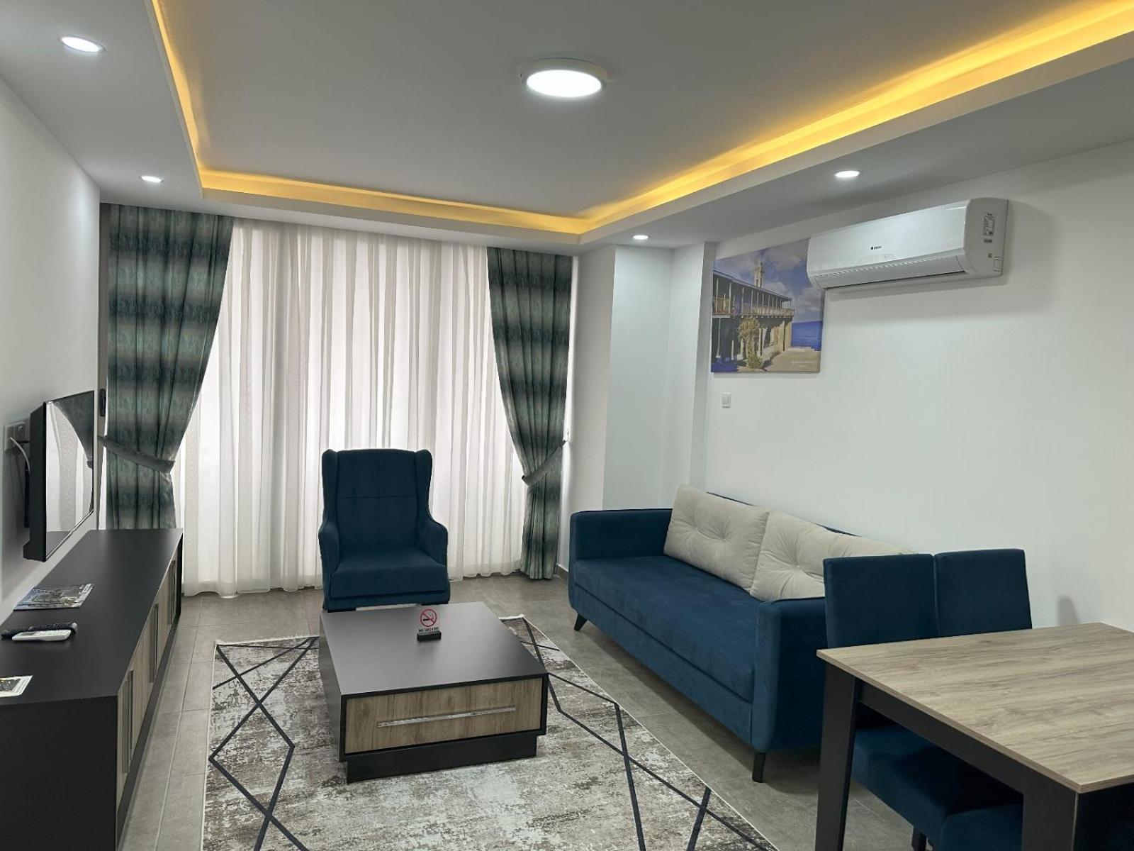 Nurel Shark Otel Girne