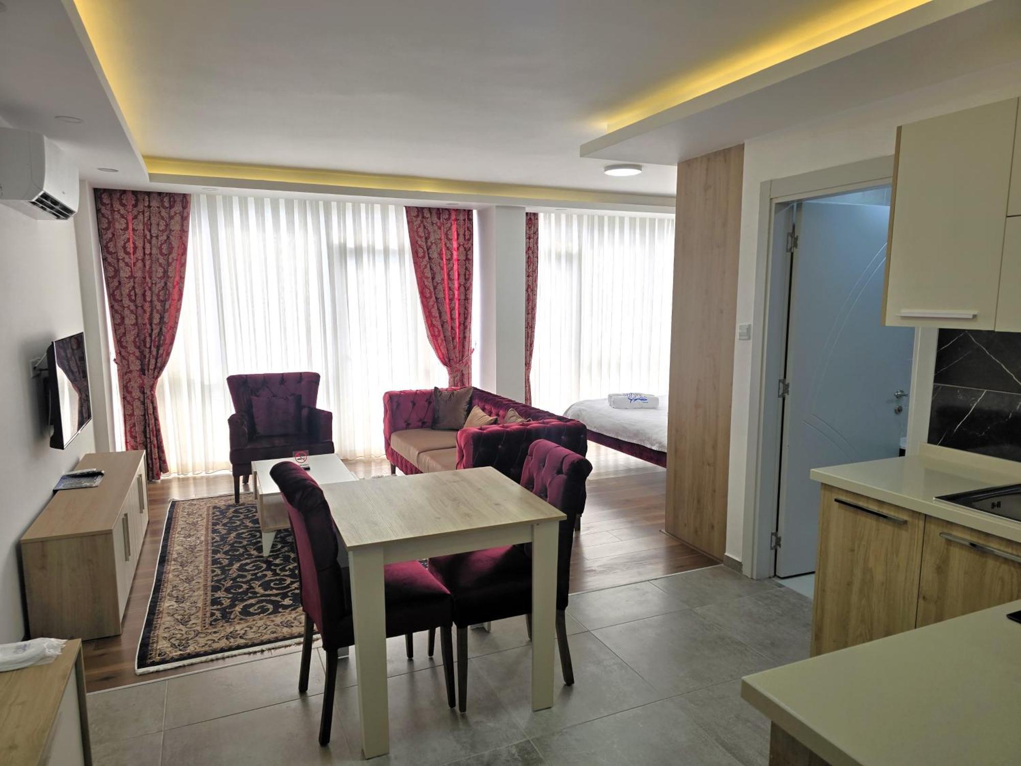 Hotel Nurel Shark Kirenia
